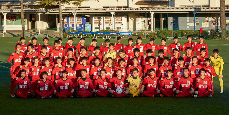 日本大学明誠高等学校サッカー部集合写真