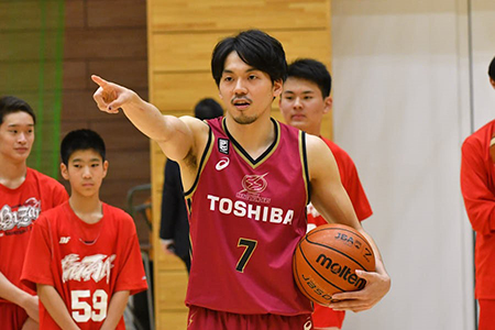 川崎ブレイブサンダースに所属する、日本代表ガードの篠山竜青選手