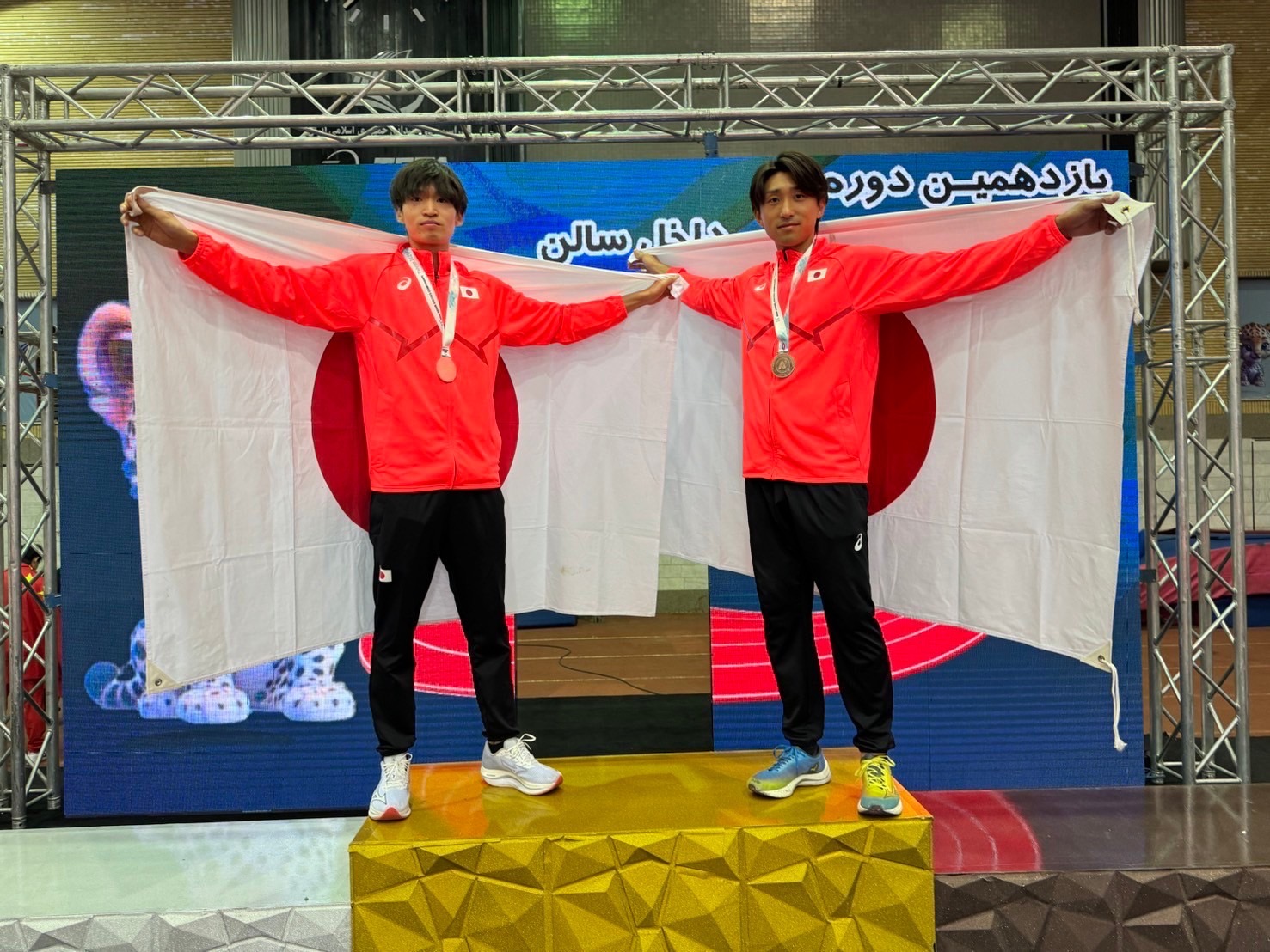 鳥海 勇斗さん（４年）が，アジア室内陸上・男子走幅跳で銀メダル獲得！！